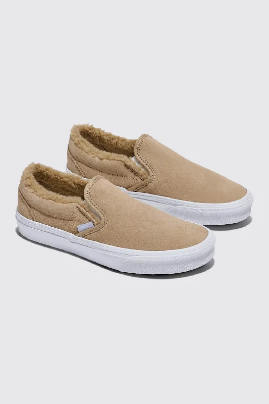 Vans Classic Slip-On Van’s Shoes for Women in Cozy Brown | VN0A2Z41DFN