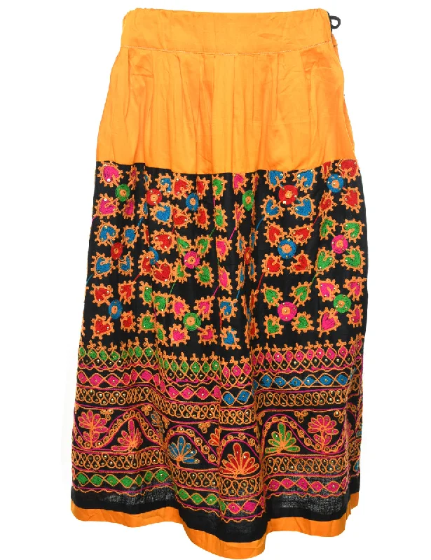 Embroidered Midi Skirt - M