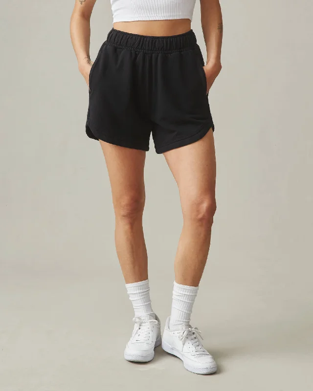 Curved Hem Short - Black